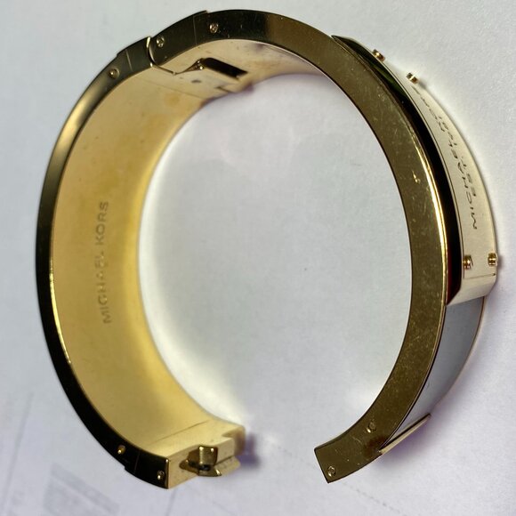 Michael Kors Tortoise Shell Print On Hinged Metal Bangle Bracelet. - Picture 3 of 8